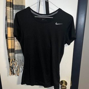 black nike shirt